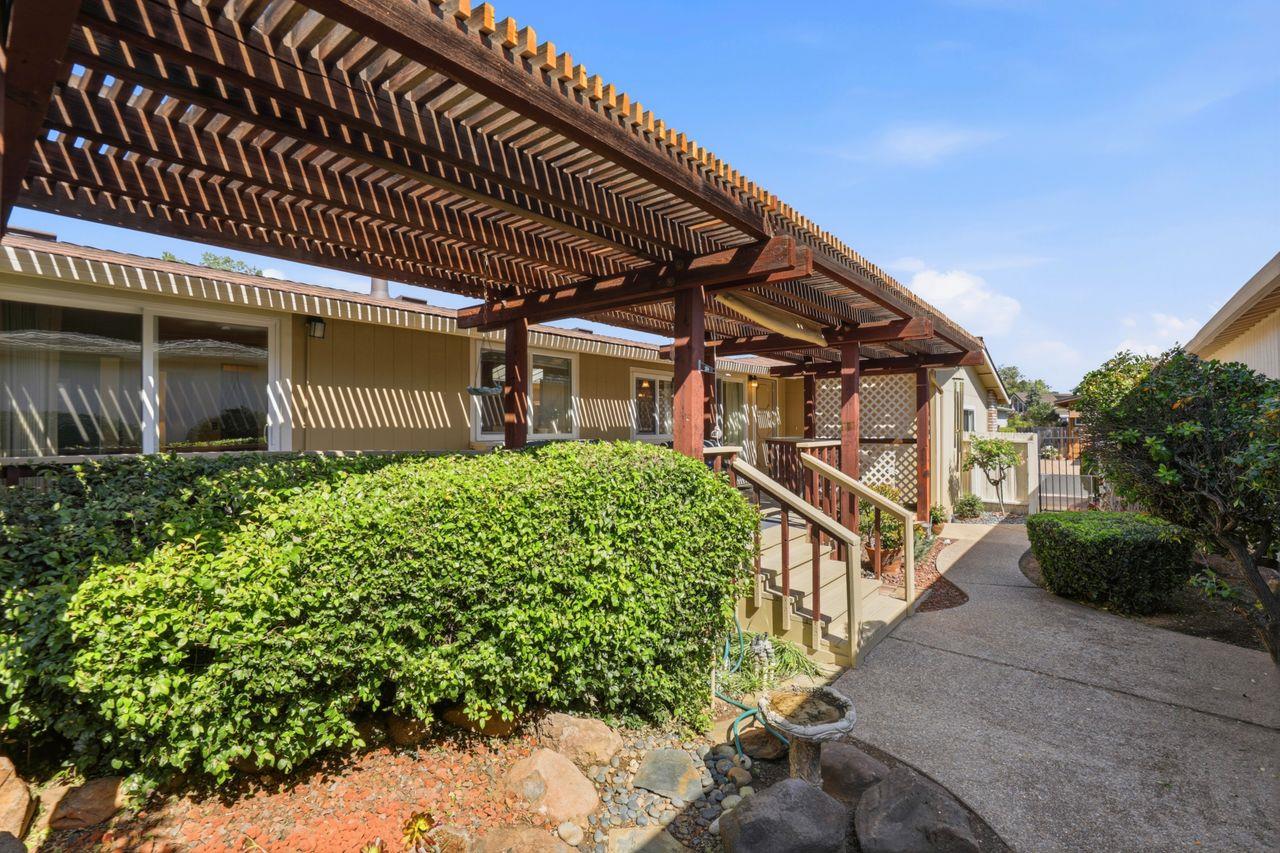 Detail Gallery Image 33 of 37 For 247 Harvest Ln #247,  Morgan Hill,  CA 95037 - 2 Beds | 2 Baths