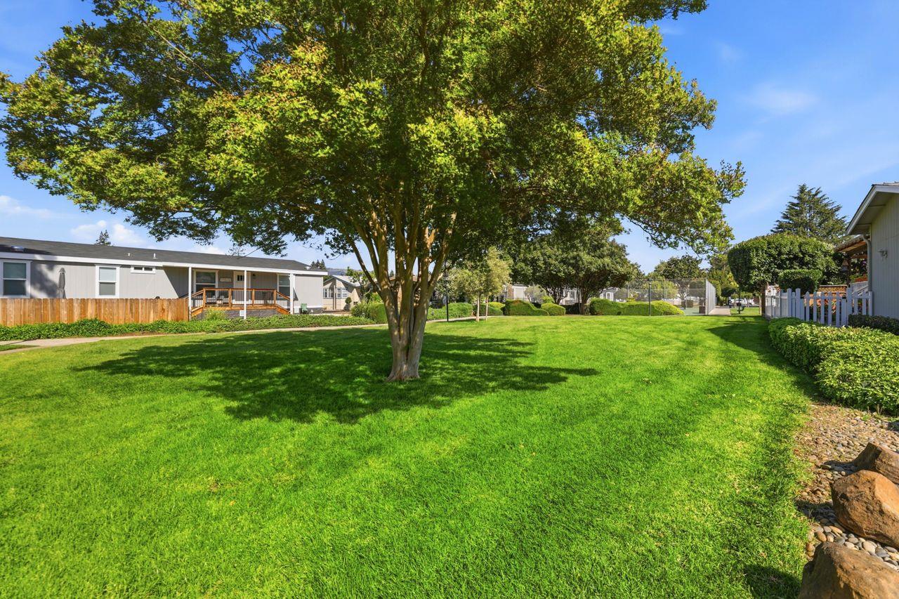 Detail Gallery Image 35 of 37 For 247 Harvest Ln #247,  Morgan Hill,  CA 95037 - 2 Beds | 2 Baths