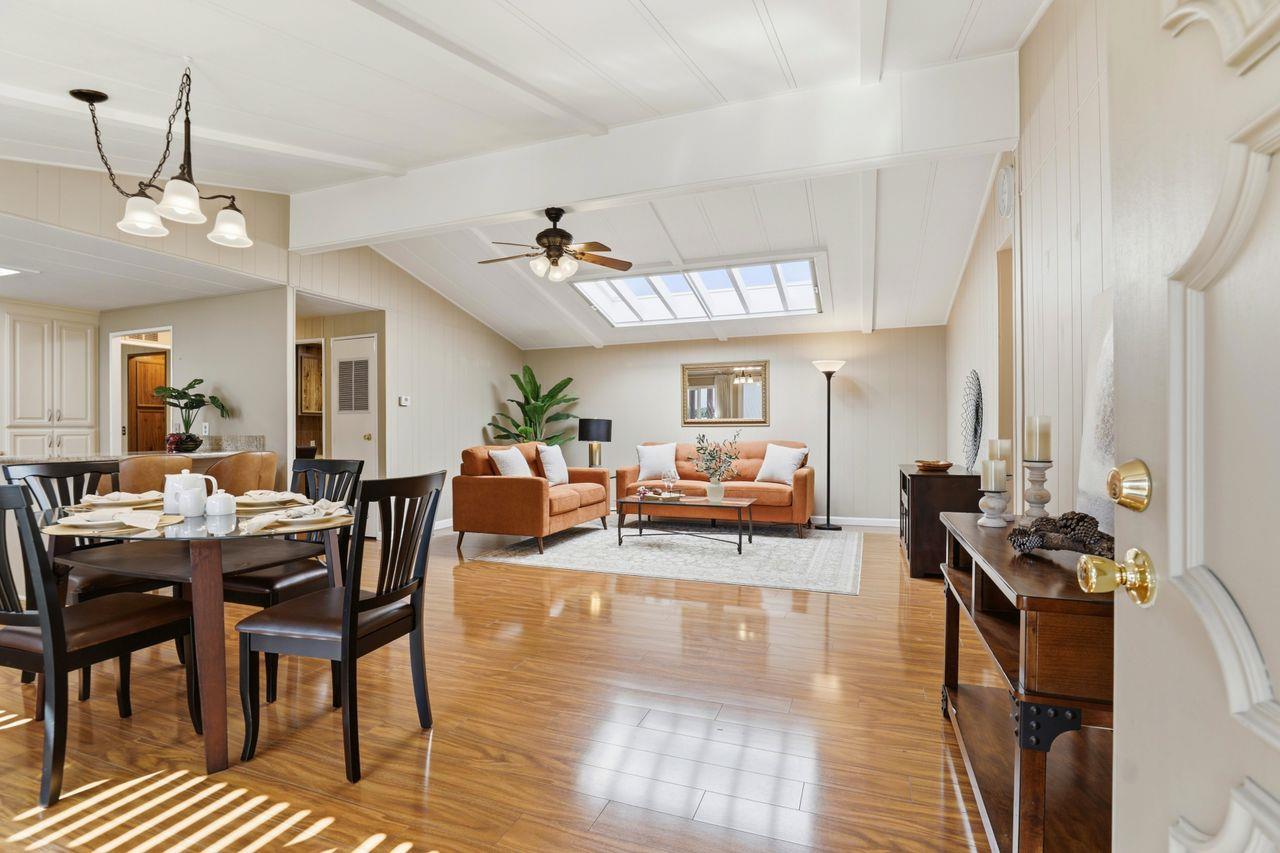 Detail Gallery Image 4 of 37 For 247 Harvest Ln #247,  Morgan Hill,  CA 95037 - 2 Beds | 2 Baths