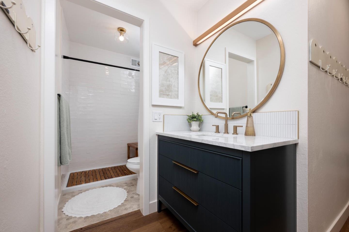 Detail Gallery Image 12 of 21 For 3323 La Mesa Dr #2,  San Carlos,  CA 94070 - 2 Beds | 2 Baths