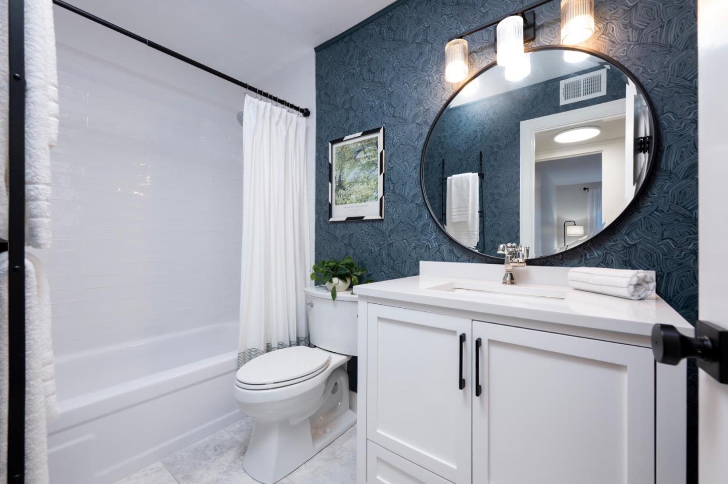 Detail Gallery Image 14 of 21 For 3323 La Mesa Dr #2,  San Carlos,  CA 94070 - 2 Beds | 2 Baths