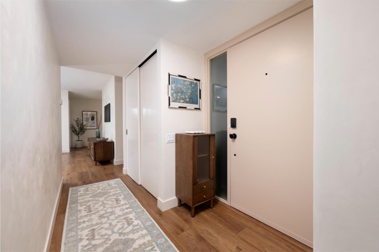 Detail Gallery Image 3 of 21 For 3323 La Mesa Dr #2,  San Carlos,  CA 94070 - 2 Beds | 2 Baths