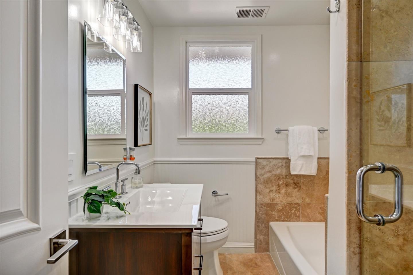 Detail Gallery Image 23 of 38 For 679 Harrow Ave, San Mateo,  CA 94402 - 3 Beds | 2 Baths