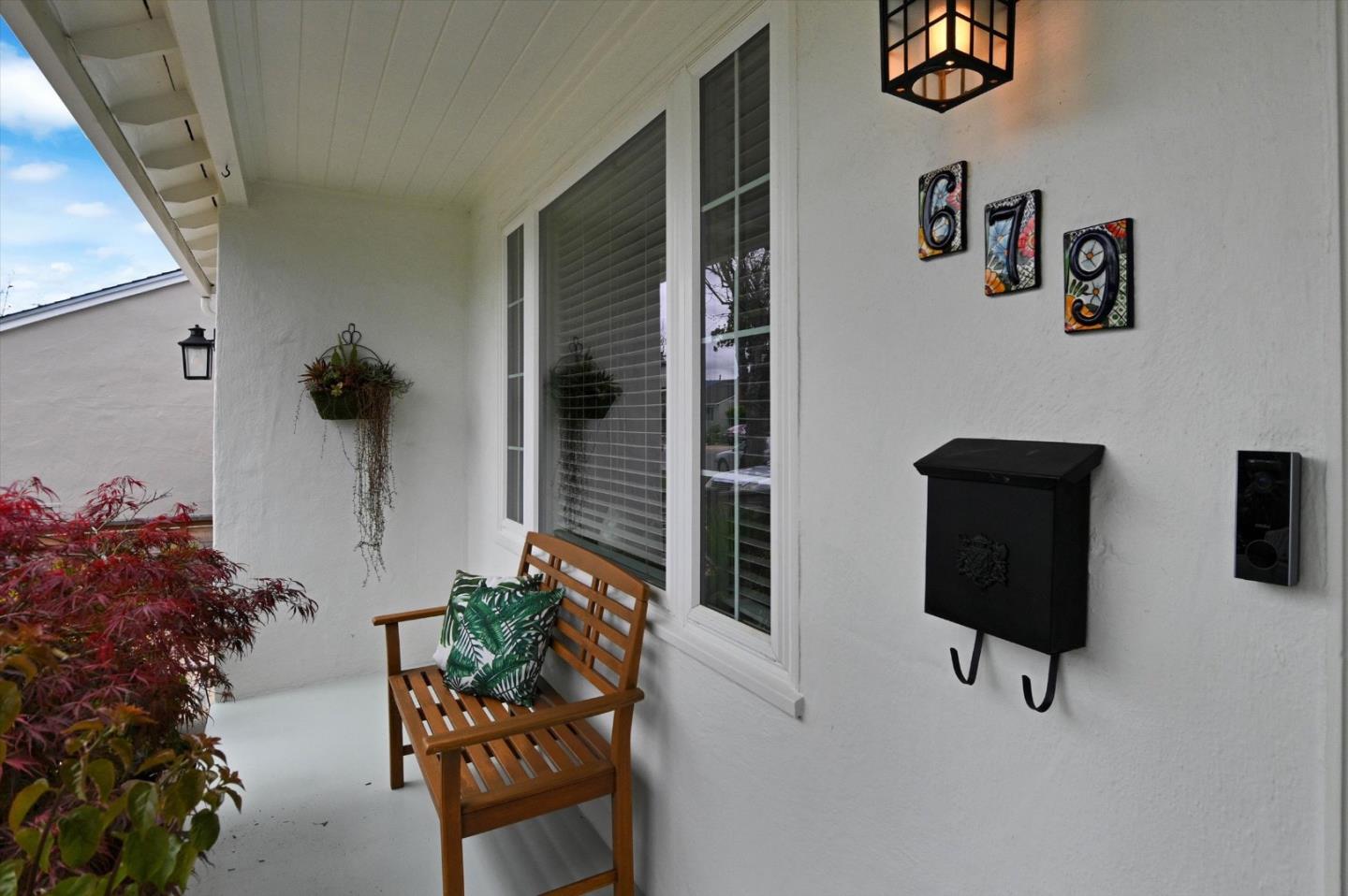 Detail Gallery Image 6 of 38 For 679 Harrow Ave, San Mateo,  CA 94402 - 3 Beds | 2 Baths