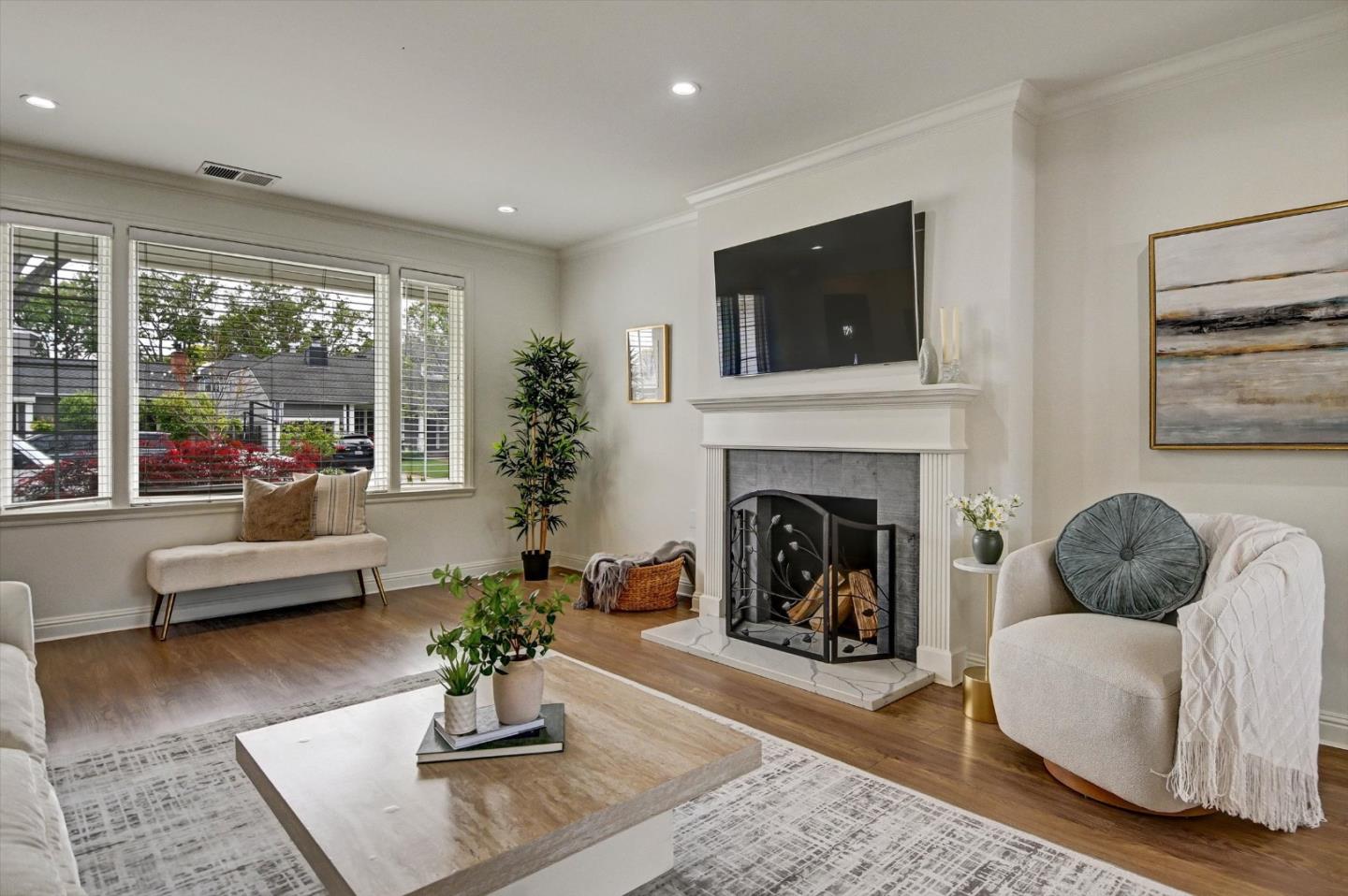 Detail Gallery Image 7 of 38 For 679 Harrow Ave, San Mateo,  CA 94402 - 3 Beds | 2 Baths