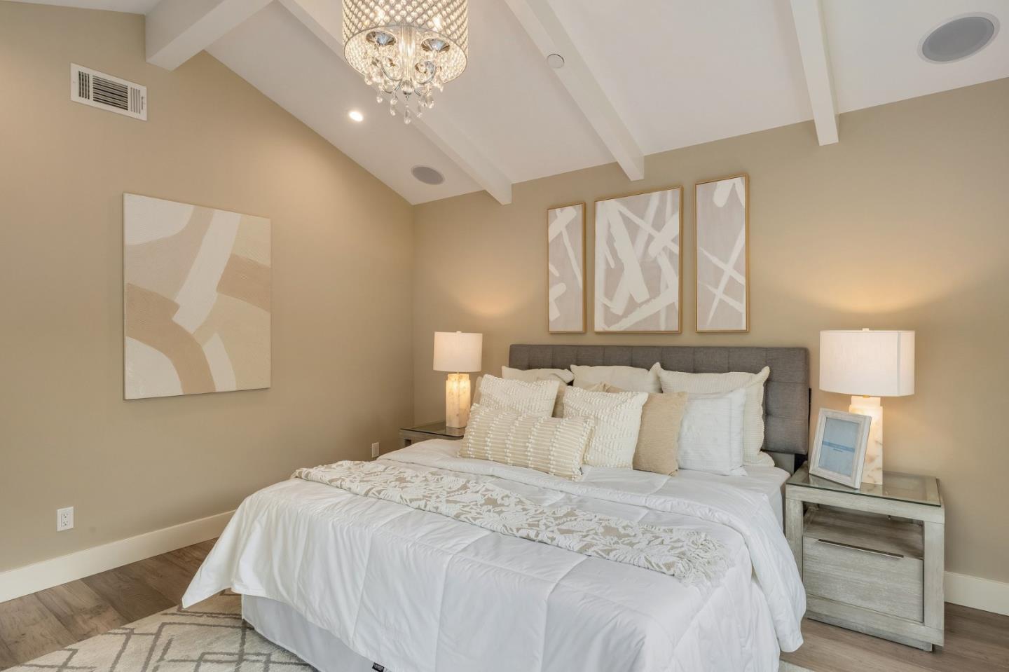 Detail Gallery Image 18 of 48 For 409 Poinsettia Ave, San Mateo,  CA 94403 - 4 Beds | 2 Baths
