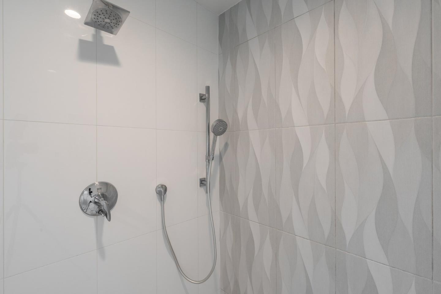 Detail Gallery Image 27 of 48 For 409 Poinsettia Ave, San Mateo,  CA 94403 - 4 Beds | 2 Baths