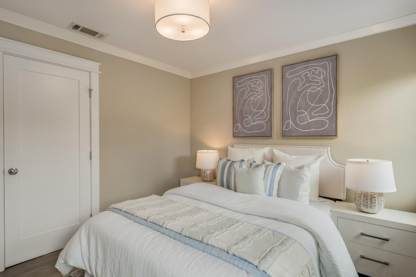 Detail Gallery Image 30 of 48 For 409 Poinsettia Ave, San Mateo,  CA 94403 - 4 Beds | 2 Baths