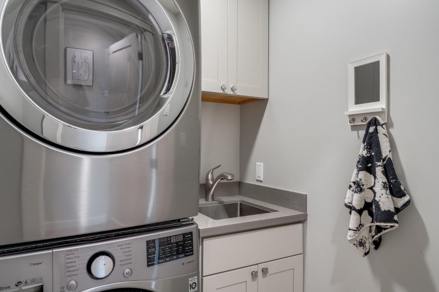 Detail Gallery Image 40 of 48 For 409 Poinsettia Ave, San Mateo,  CA 94403 - 4 Beds | 2 Baths