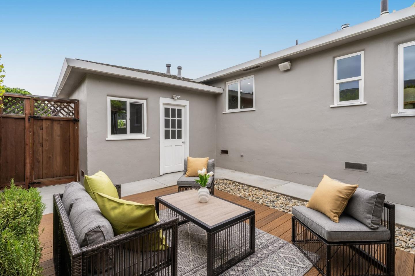 Detail Gallery Image 44 of 48 For 409 Poinsettia Ave, San Mateo,  CA 94403 - 4 Beds | 2 Baths