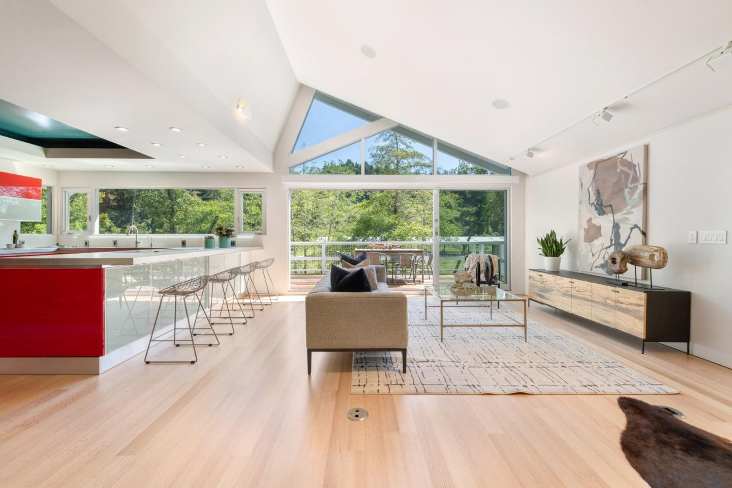 Detail Gallery Image 10 of 14 For 2570 Purisima Creek Rd, Half Moon Bay,  CA 94019 - 4 Beds | 3 Baths