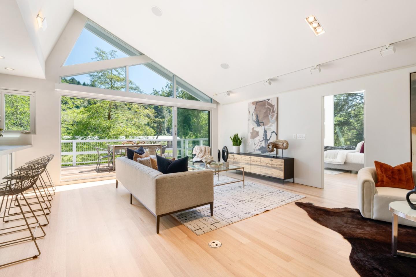 Detail Gallery Image 18 of 85 For 2570 Purisima Creek Rd, Half Moon Bay,  CA 94019 - 4 Beds | 3 Baths