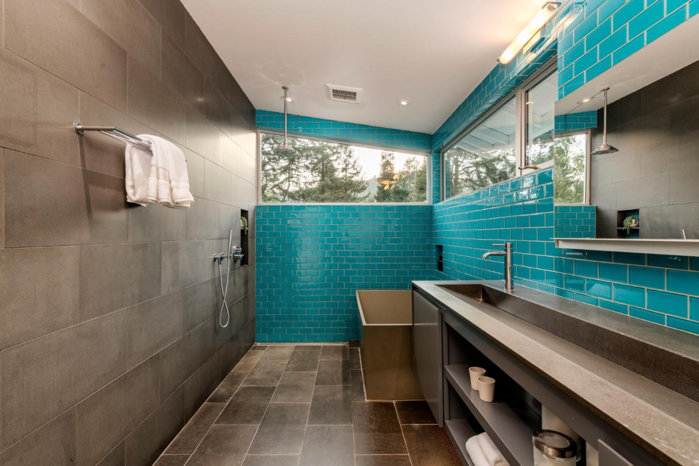 Detail Gallery Image 30 of 85 For 2570 Purisima Creek Rd, Half Moon Bay,  CA 94019 - 4 Beds | 3 Baths