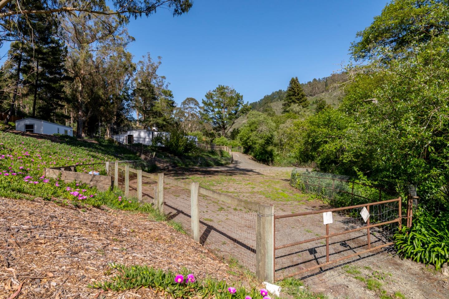Detail Gallery Image 52 of 85 For 2570 Purisima Creek Rd, Half Moon Bay,  CA 94019 - 4 Beds | 3 Baths