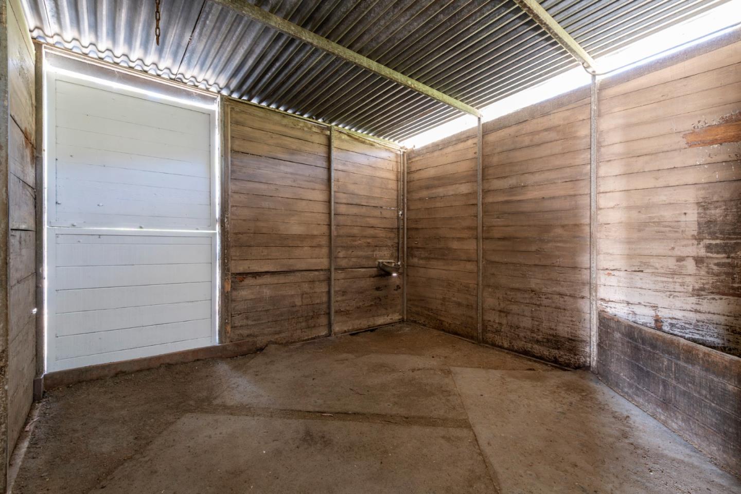 Detail Gallery Image 60 of 85 For 2570 Purisima Creek Rd, Half Moon Bay,  CA 94019 - 4 Beds | 3 Baths