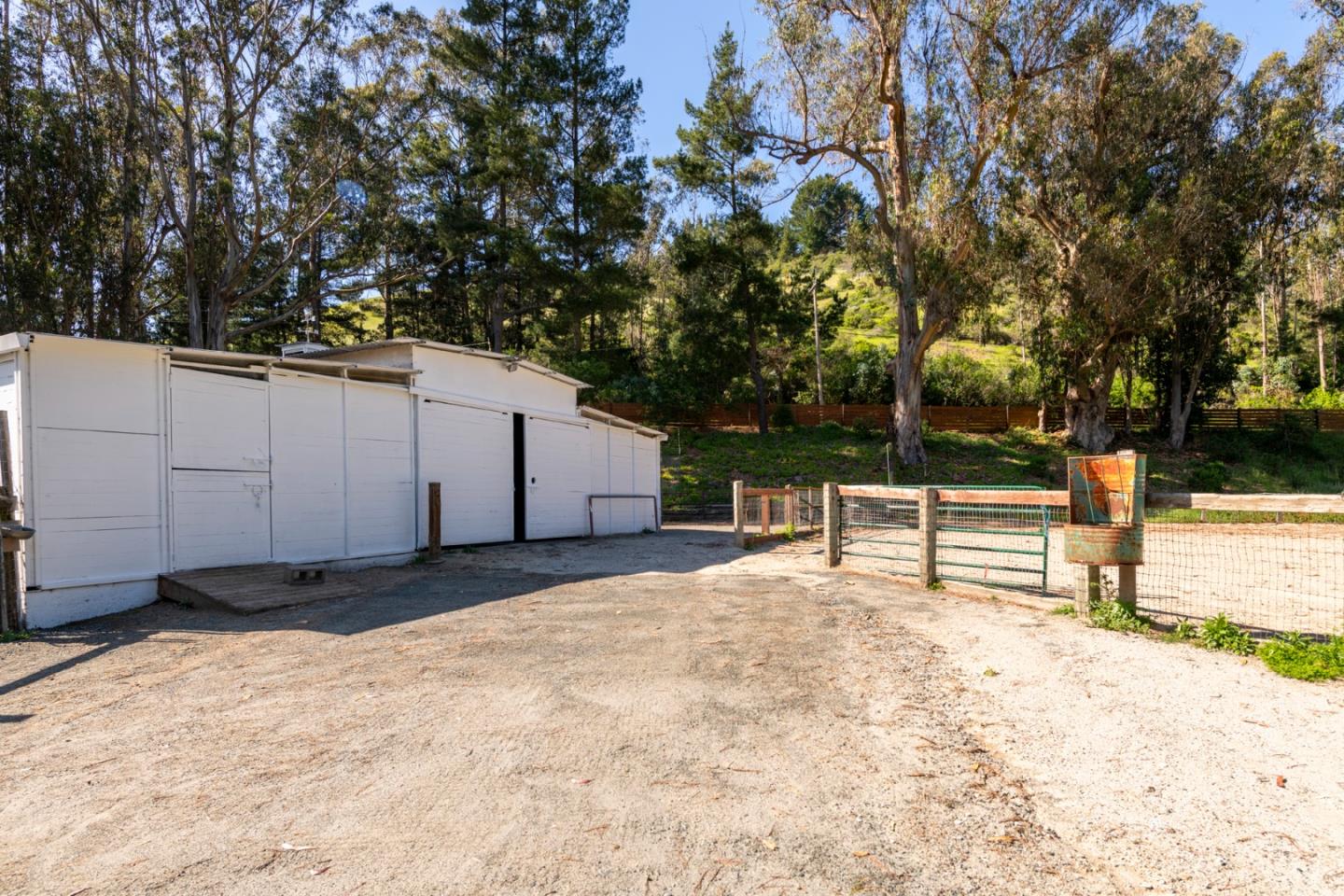 Detail Gallery Image 61 of 85 For 2570 Purisima Creek Rd, Half Moon Bay,  CA 94019 - 4 Beds | 3 Baths