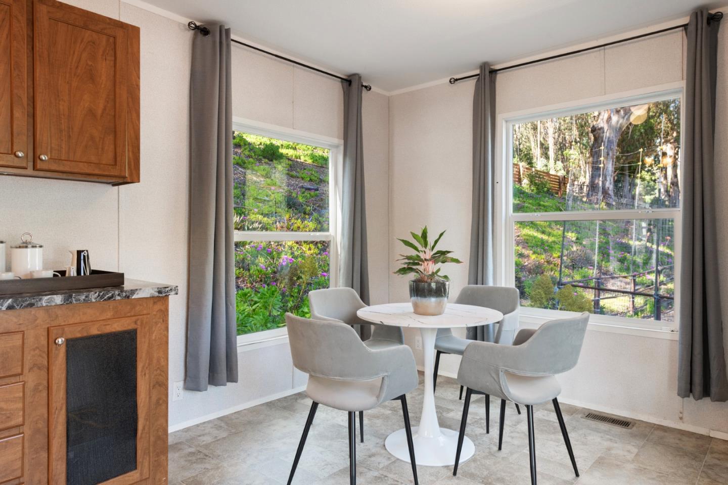 Detail Gallery Image 67 of 85 For 2570 Purisima Creek Rd, Half Moon Bay,  CA 94019 - 4 Beds | 3 Baths