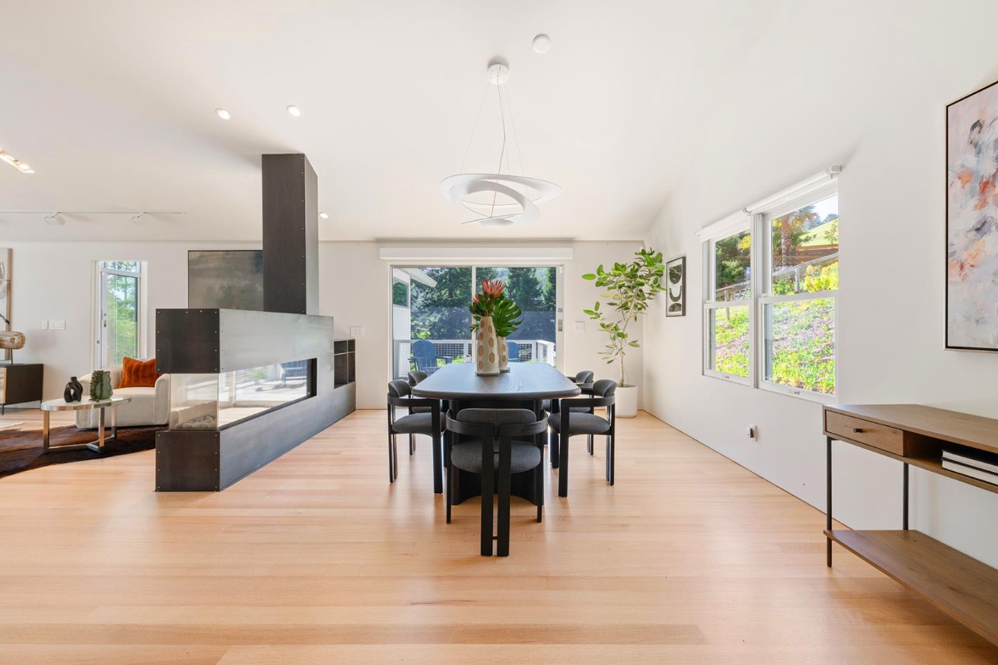 Detail Gallery Image 8 of 14 For 2570 Purisima Creek Rd, Half Moon Bay,  CA 94019 - 4 Beds | 3 Baths