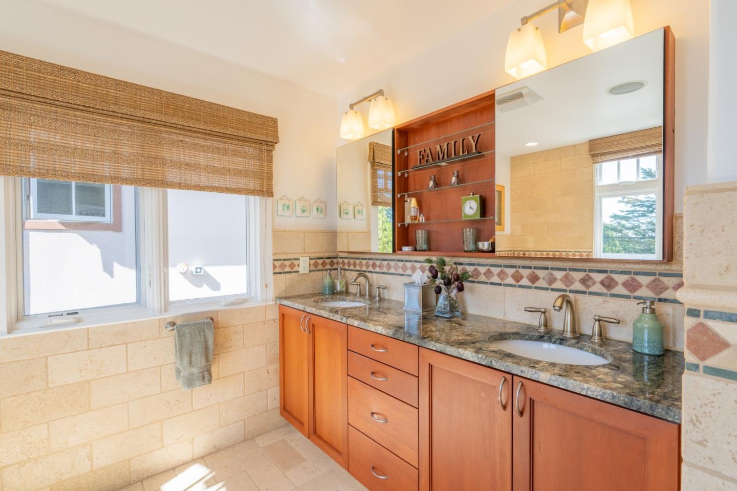 Detail Gallery Image 22 of 29 For 24785 Santa Rita St, Carmel,  CA 93923 - 3 Beds | 2 Baths