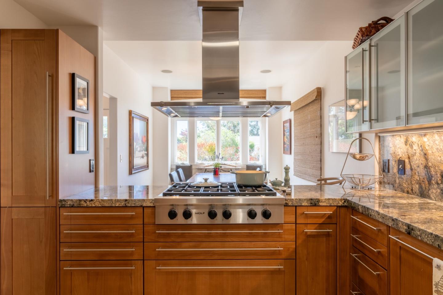 Detail Gallery Image 6 of 29 For 24785 Santa Rita St, Carmel,  CA 93923 - 3 Beds | 2 Baths