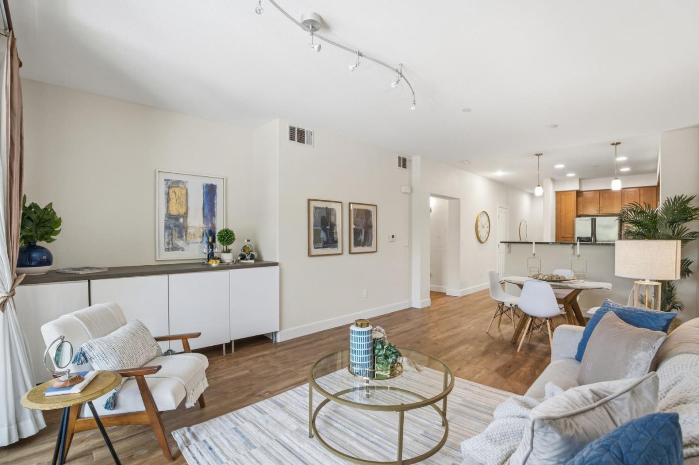 Detail Gallery Image 11 of 41 For 1388 Broadway #103,  Millbrae,  CA 94030 - 2 Beds | 2 Baths