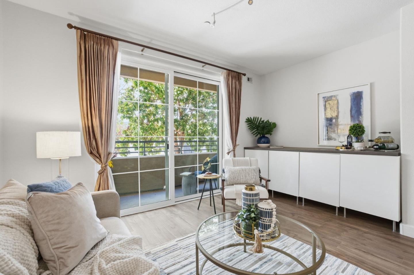 Detail Gallery Image 12 of 41 For 1388 Broadway #103,  Millbrae,  CA 94030 - 2 Beds | 2 Baths