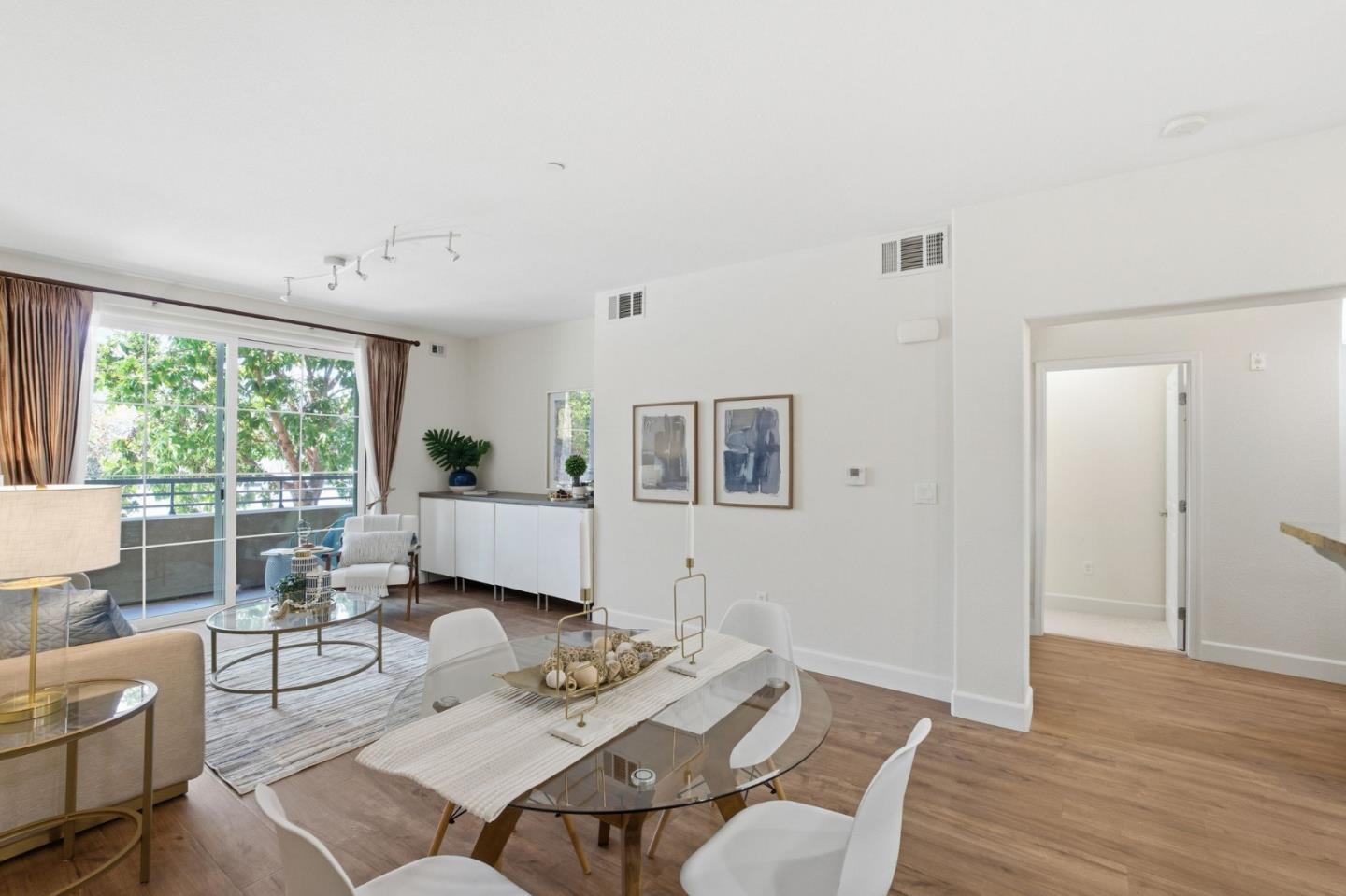 Detail Gallery Image 13 of 41 For 1388 Broadway #103,  Millbrae,  CA 94030 - 2 Beds | 2 Baths