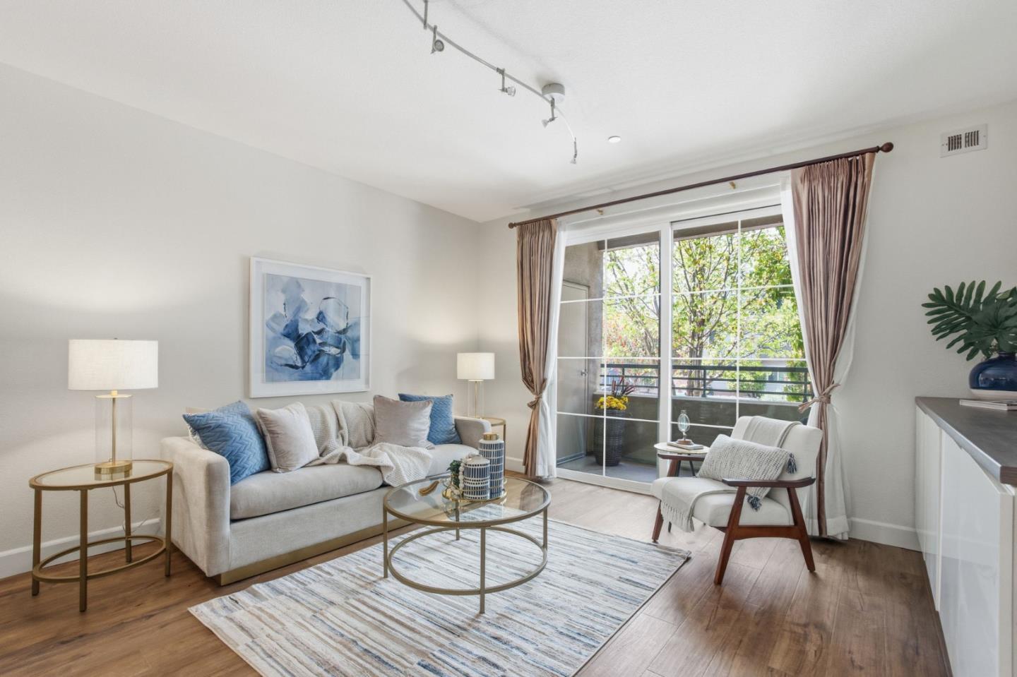 Detail Gallery Image 2 of 41 For 1388 Broadway #103,  Millbrae,  CA 94030 - 2 Beds | 2 Baths