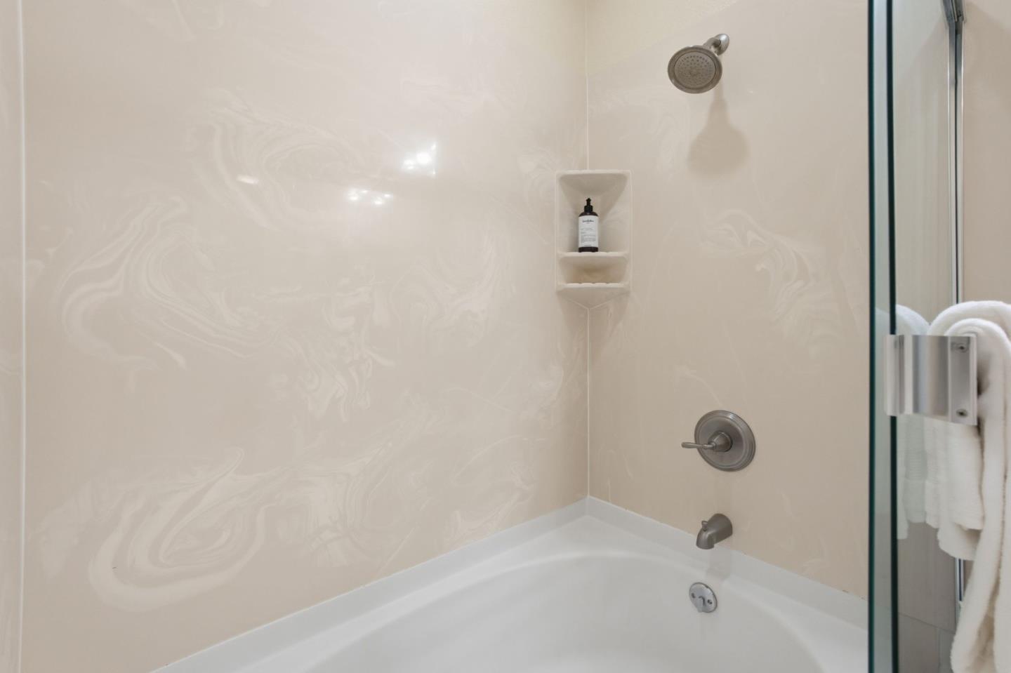 Detail Gallery Image 24 of 41 For 1388 Broadway #103,  Millbrae,  CA 94030 - 2 Beds | 2 Baths