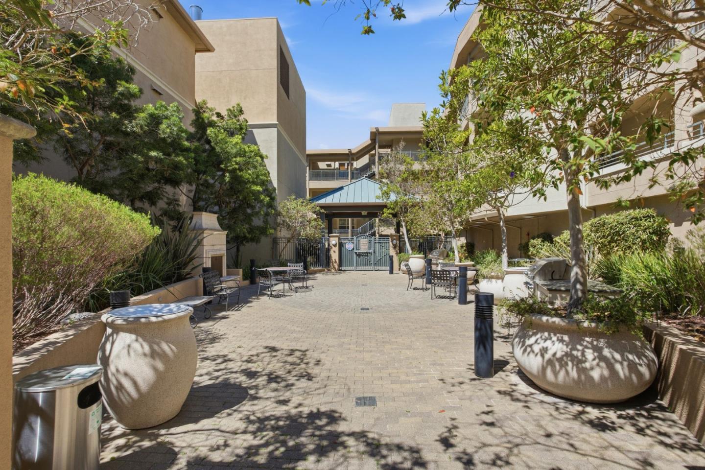 Detail Gallery Image 38 of 41 For 1388 Broadway #103,  Millbrae,  CA 94030 - 2 Beds | 2 Baths