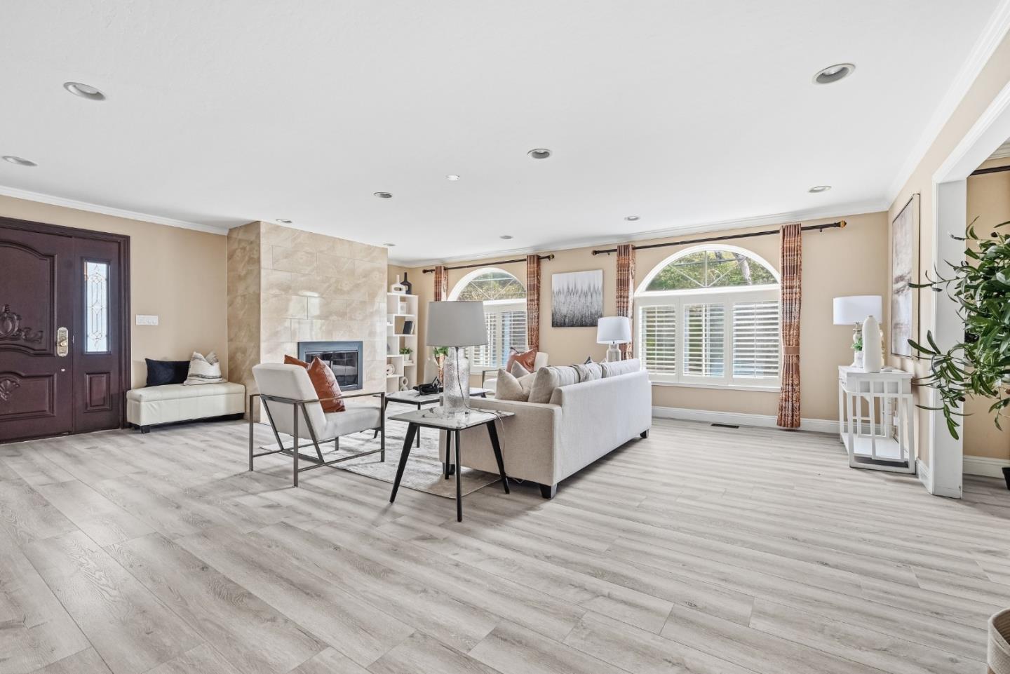 Detail Gallery Image 3 of 47 For 3202 E Laurel Creek Rd, Belmont,  CA 94002 - 3 Beds | 3 Baths