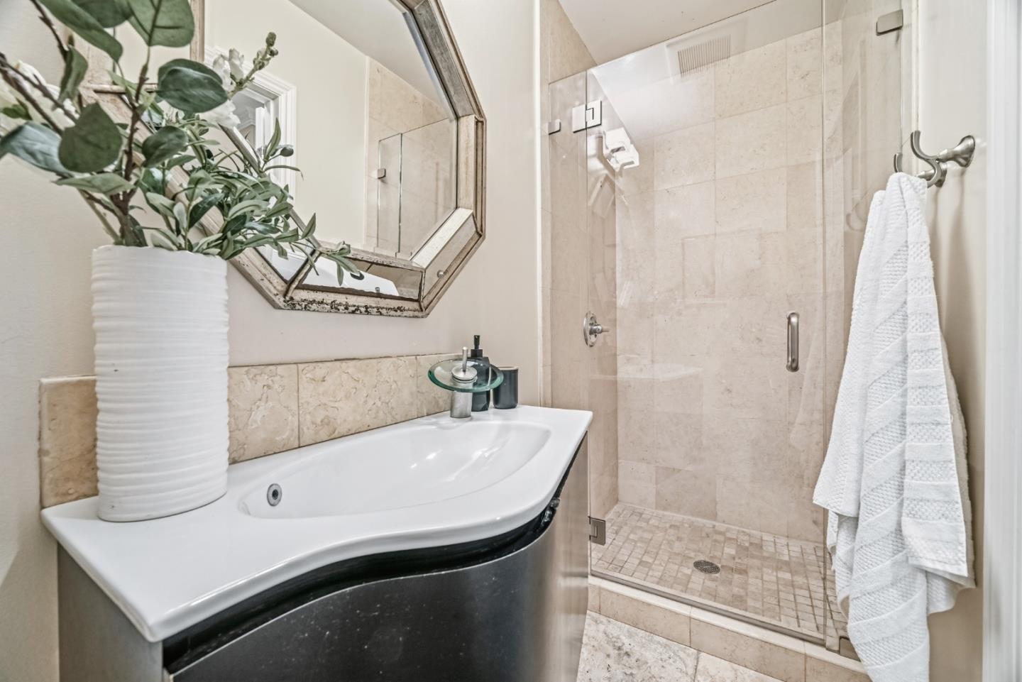 Detail Gallery Image 30 of 47 For 3202 E Laurel Creek Rd, Belmont,  CA 94002 - 3 Beds | 3 Baths