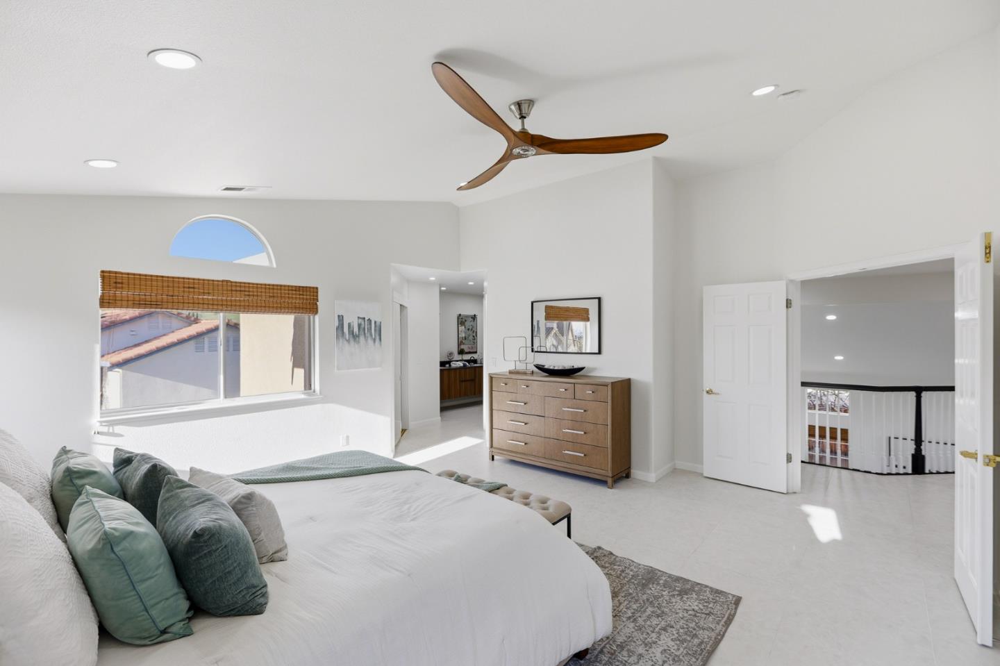 Detail Gallery Image 52 of 90 For 3283 Placido Ct, San Jose,  CA 95135 - 5 Beds | 3 Baths