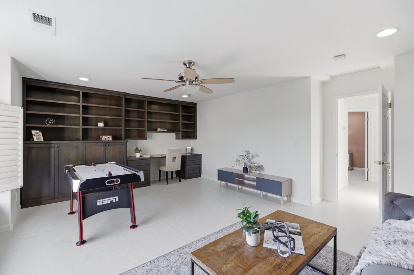 Detail Gallery Image 69 of 90 For 3283 Placido Ct, San Jose,  CA 95135 - 5 Beds | 3 Baths