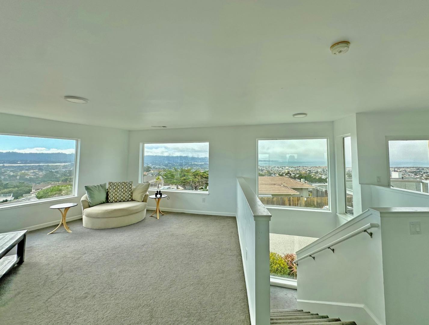 Detail Gallery Image 10 of 77 For 1364 Skyview Dr, Seaside,  CA 93955 - 7 Beds | 3/1 Baths