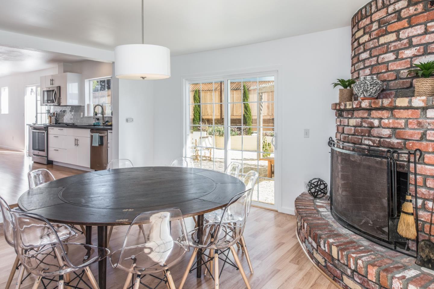 Detail Gallery Image 23 of 77 For 1364 Skyview Dr, Seaside,  CA 93955 - 7 Beds | 3/1 Baths