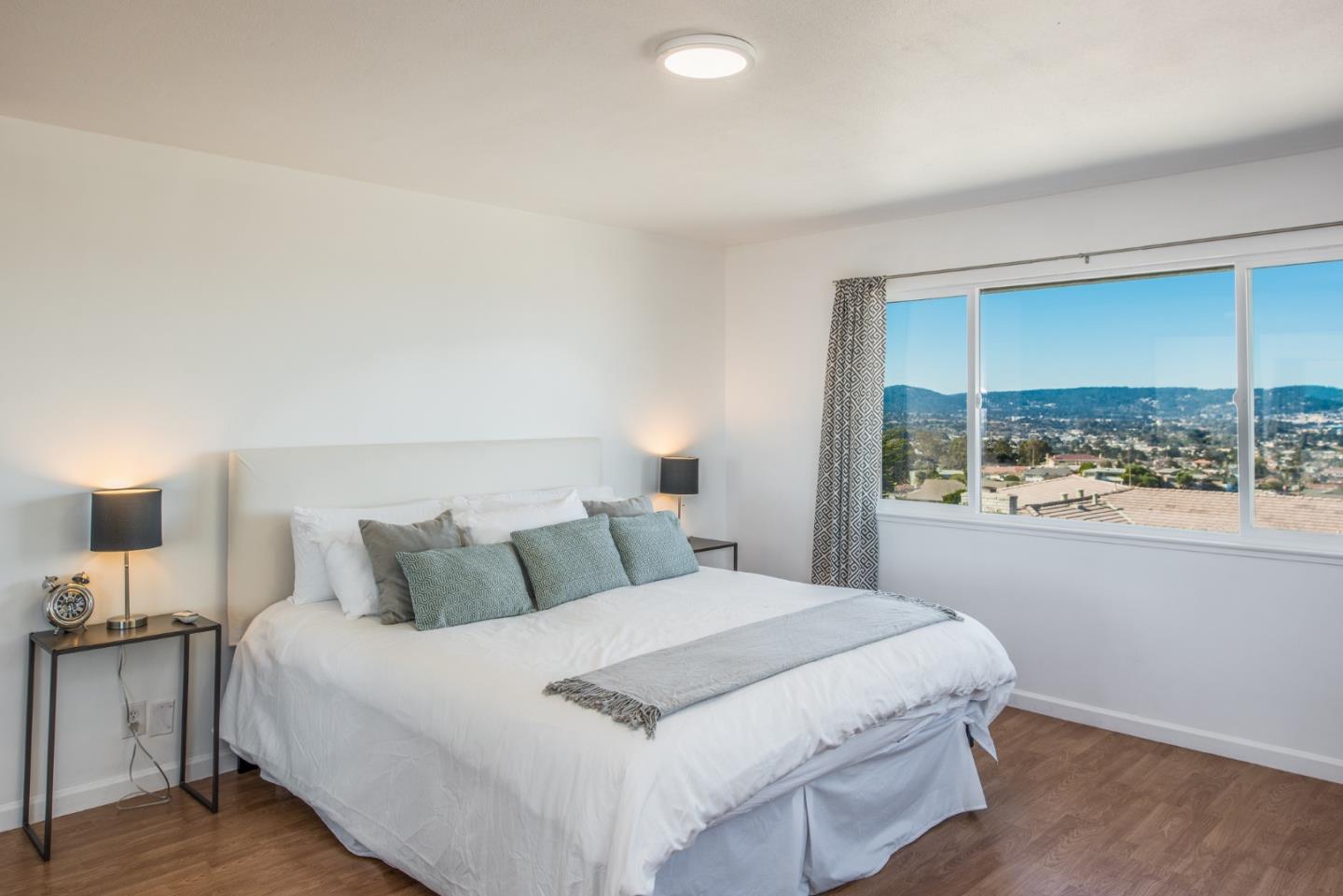 Detail Gallery Image 28 of 77 For 1364 Skyview Dr, Seaside,  CA 93955 - 7 Beds | 3/1 Baths