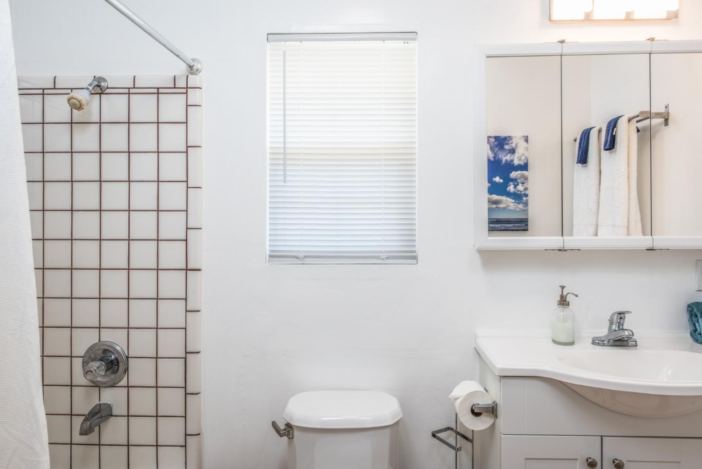 Detail Gallery Image 46 of 77 For 1364 Skyview Dr, Seaside,  CA 93955 - 7 Beds | 3/1 Baths