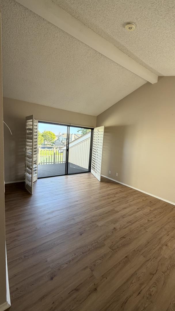 Detail Gallery Image 10 of 24 For 626 Marlin Ct, Redwood City,  CA 94065 - 3 Beds | 3 Baths