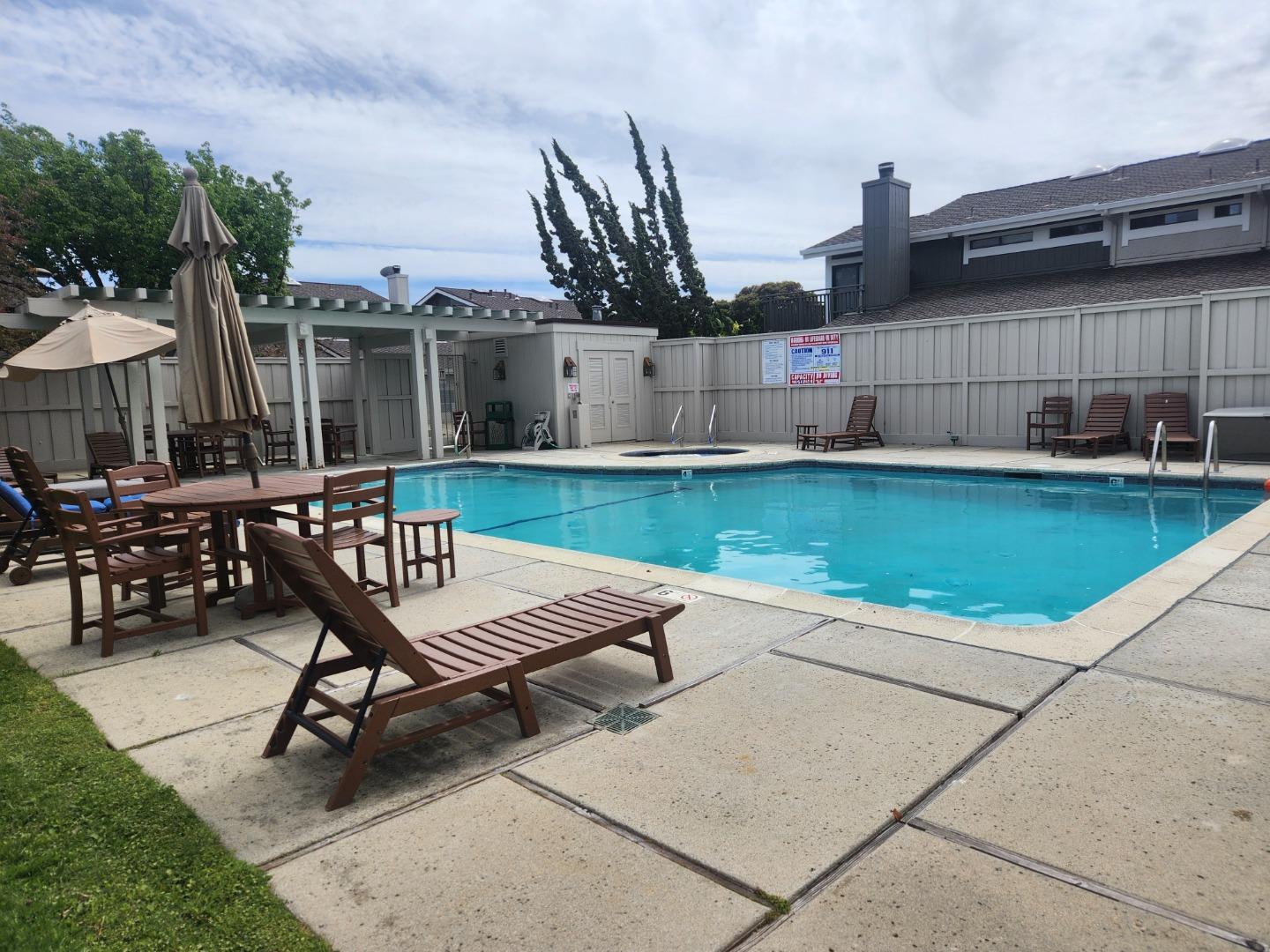 Detail Gallery Image 24 of 24 For 626 Marlin Ct, Redwood City,  CA 94065 - 3 Beds | 3 Baths