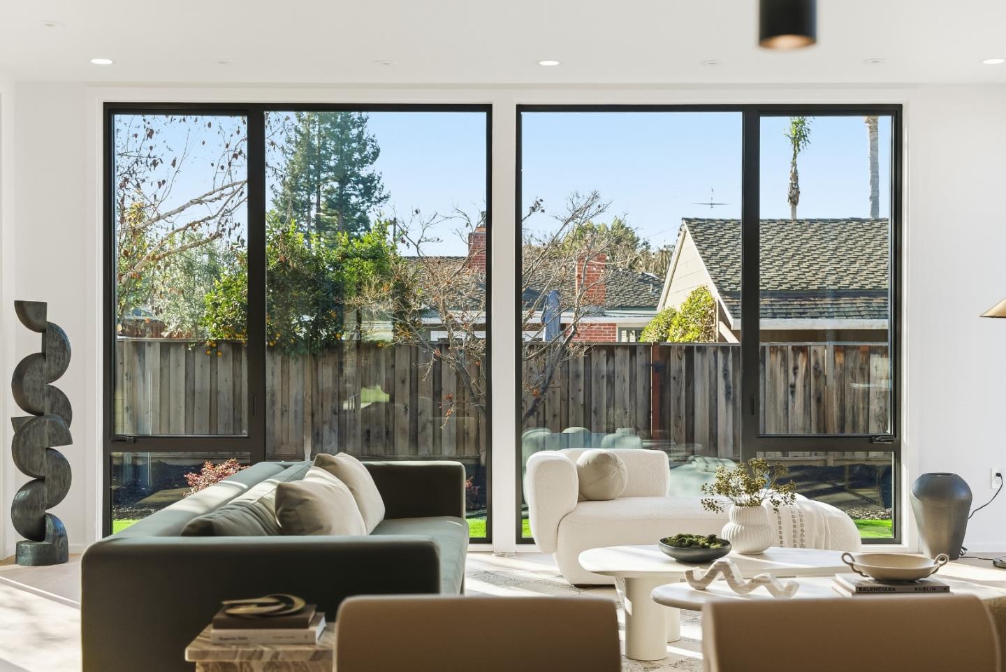 Detail Gallery Image 2 of 37 For 3012 Vistamont Dr, San Jose,  CA 95118 - 5 Beds | 3 Baths