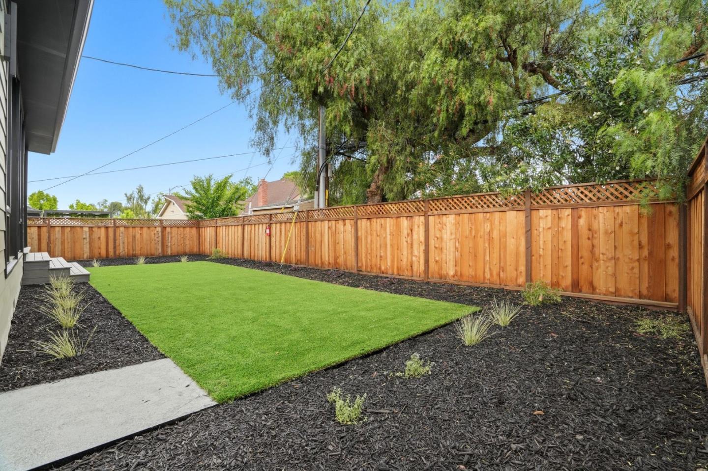 Detail Gallery Image 39 of 55 For 3012 Vistamont Dr, San Jose,  CA 95118 - 5 Beds | 3 Baths