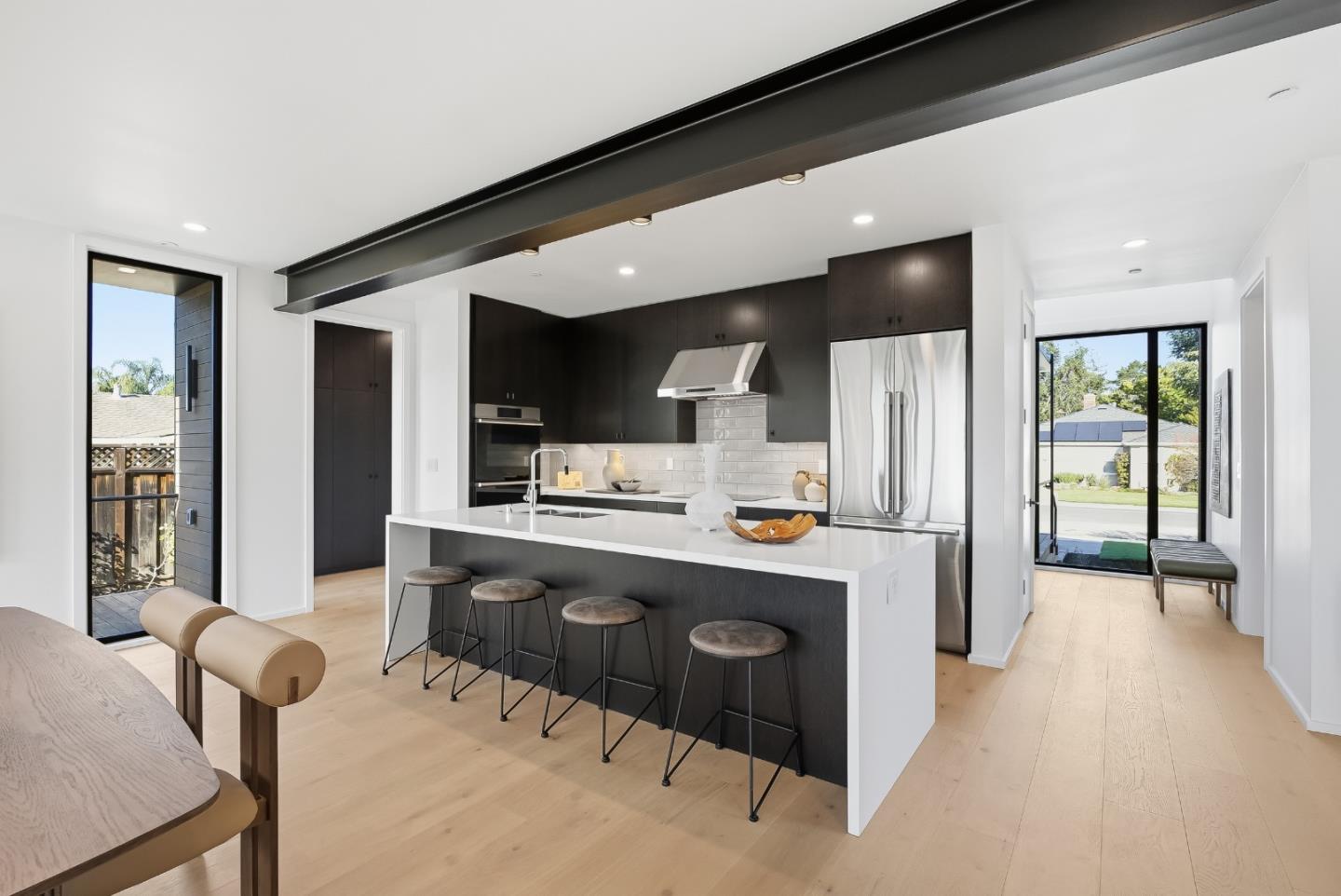 Detail Gallery Image 4 of 37 For 3012 Vistamont Dr, San Jose,  CA 95118 - 5 Beds | 3 Baths