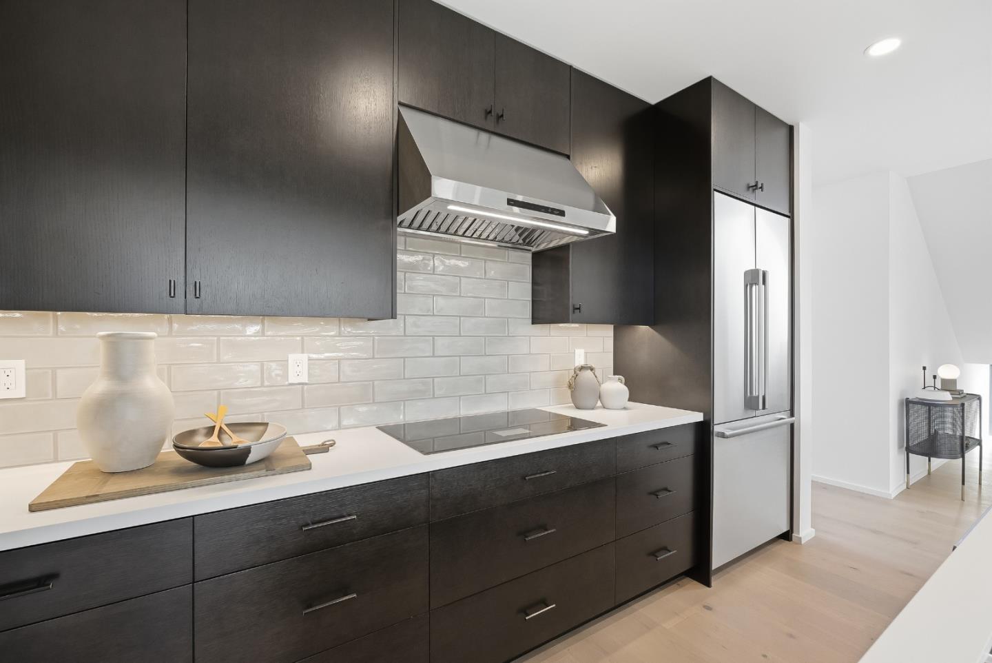 Detail Gallery Image 7 of 37 For 3012 Vistamont Dr, San Jose,  CA 95118 - 5 Beds | 3 Baths