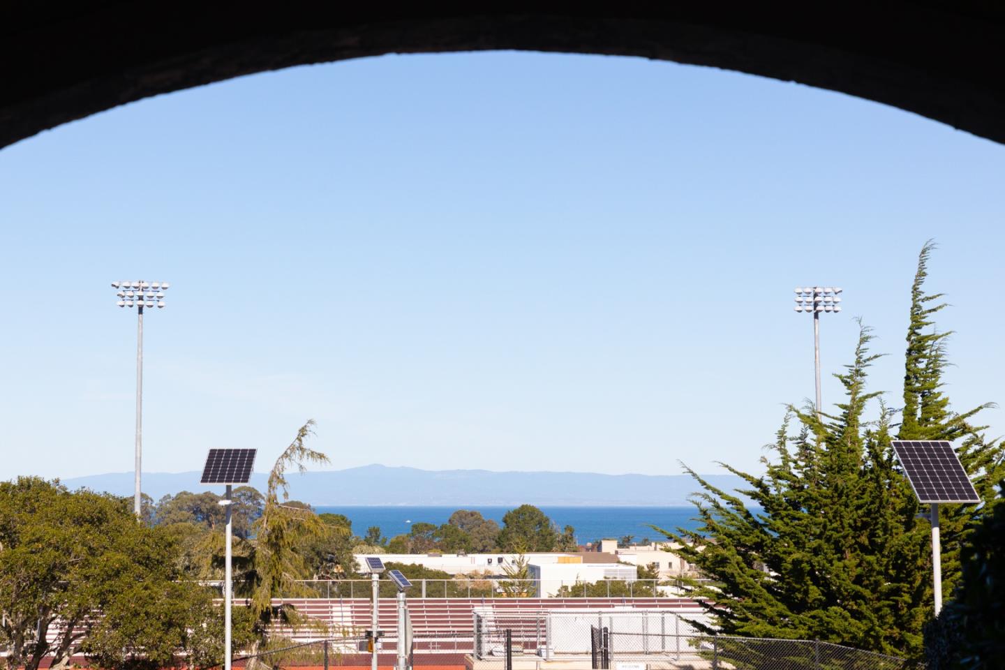 Detail Gallery Image 18 of 20 For Glenwood Cir,  Monterey,  CA 93940 - 1 Beds | 1 Baths