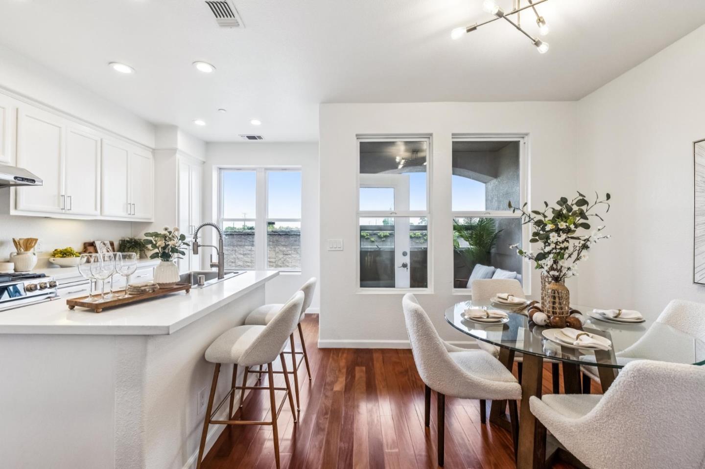 Photo #11: ML82043459 Listing: Photo #11