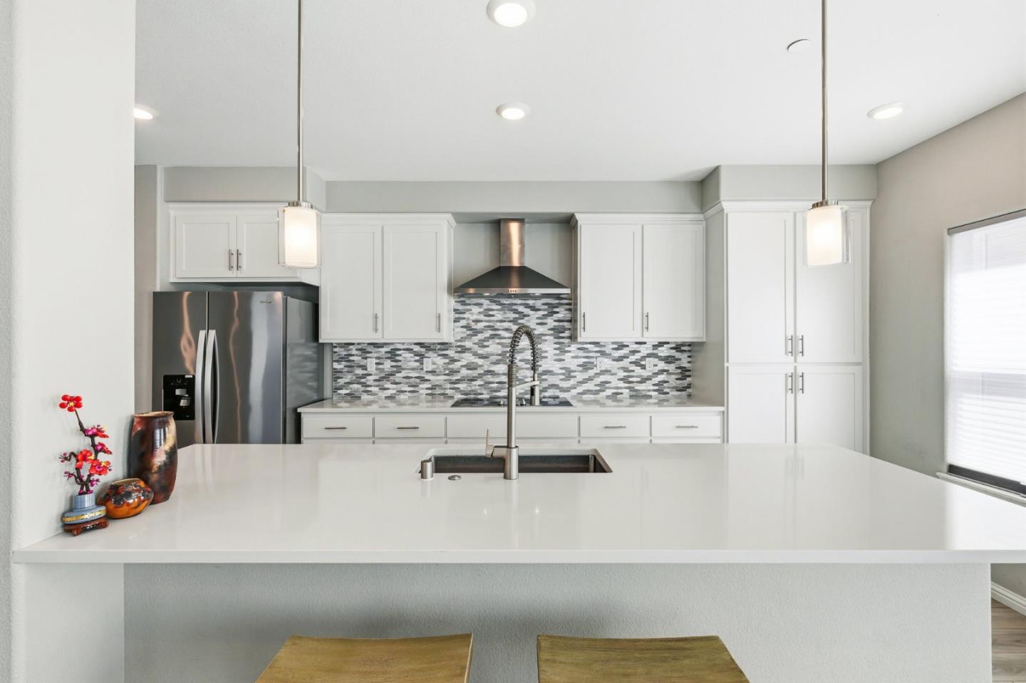 Photo #11: ML82043463 Listing: Photo #11