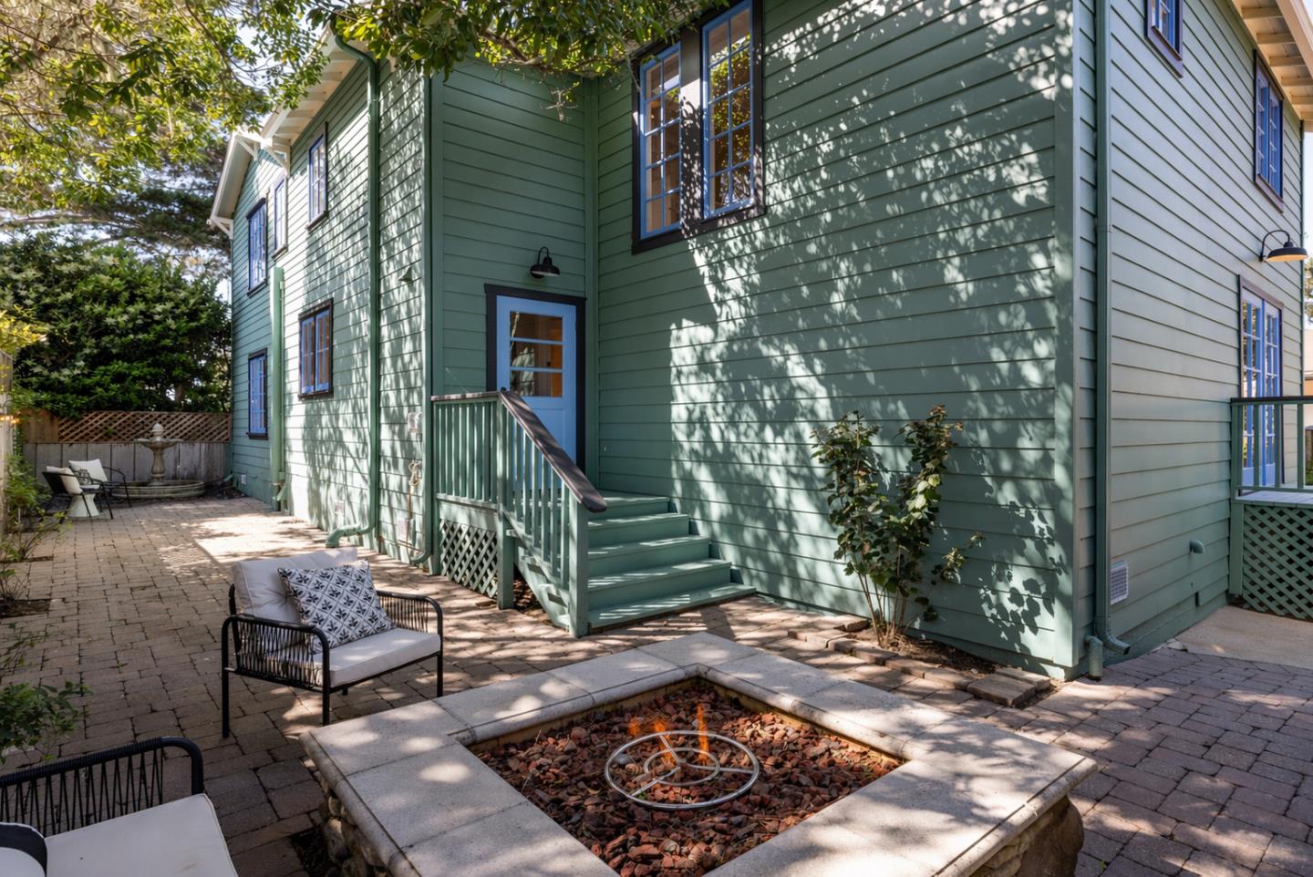 Detail Gallery Image 21 of 24 For 225 17 Mile Dr, Pacific Grove,  CA 93950 - 4 Beds | 2/1 Baths