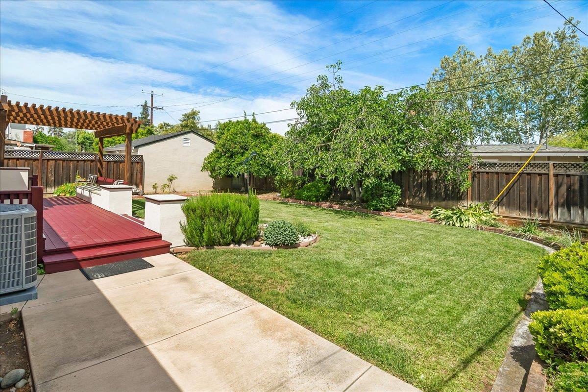 Detail Gallery Image 32 of 36 For 2112 Harmil Way, San Jose,  CA 95125 - 3 Beds | 2 Baths