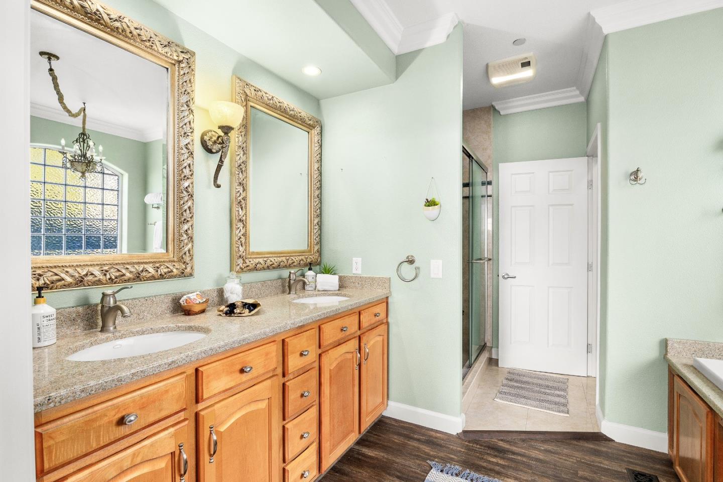 Detail Gallery Image 29 of 53 For 960 Smith Rd, Watsonville,  CA 95076 - 5 Beds | 4 Baths